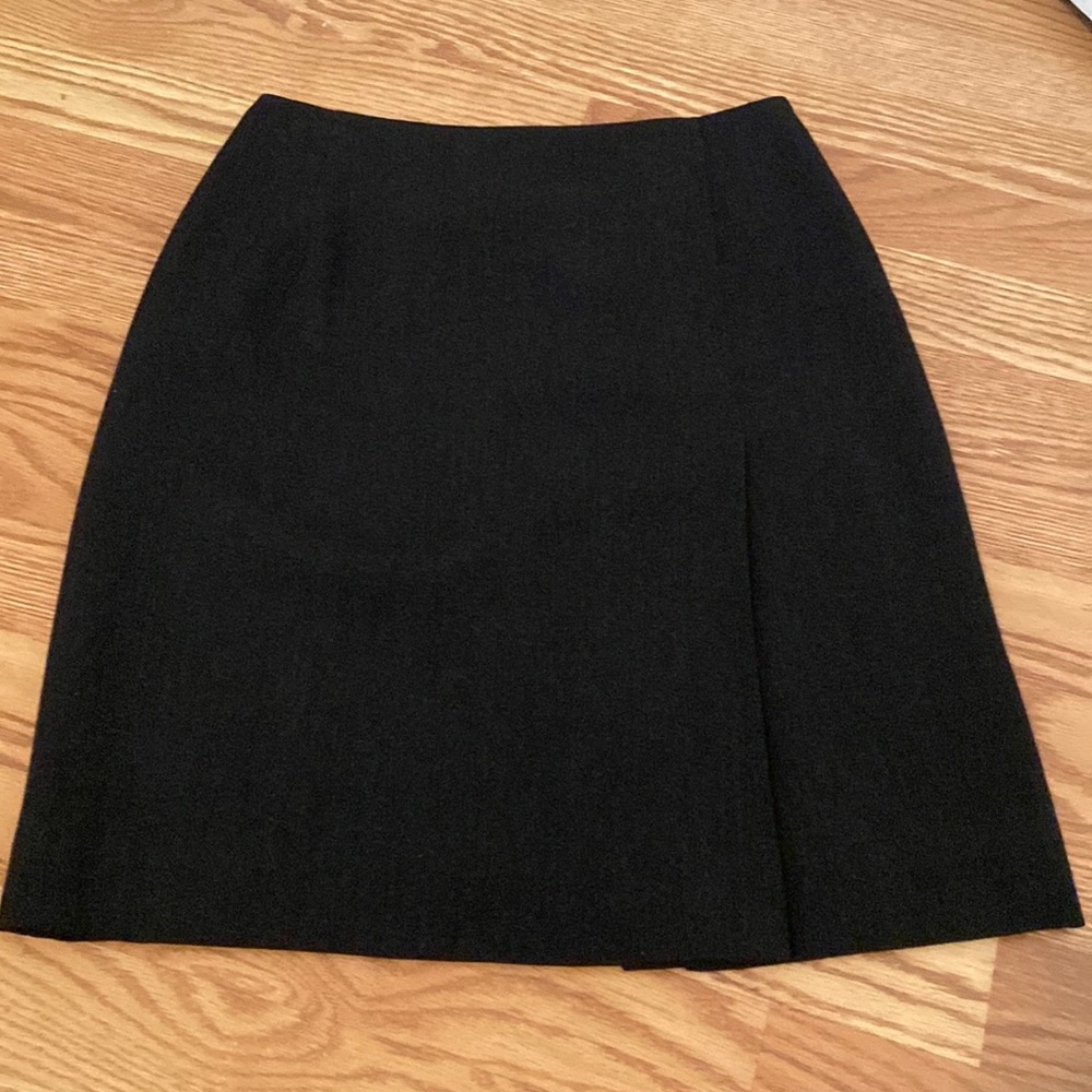 Ralph Lauren pencil skirt 100% wool size 4 like new